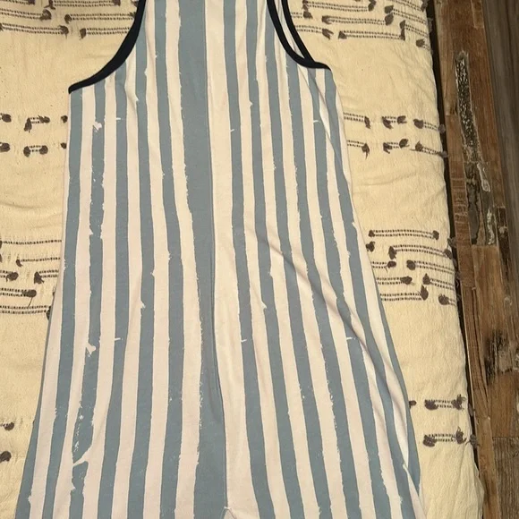 Used - Picture 2 of 2